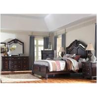 Bed / Dresser / Mirror / Nightstand