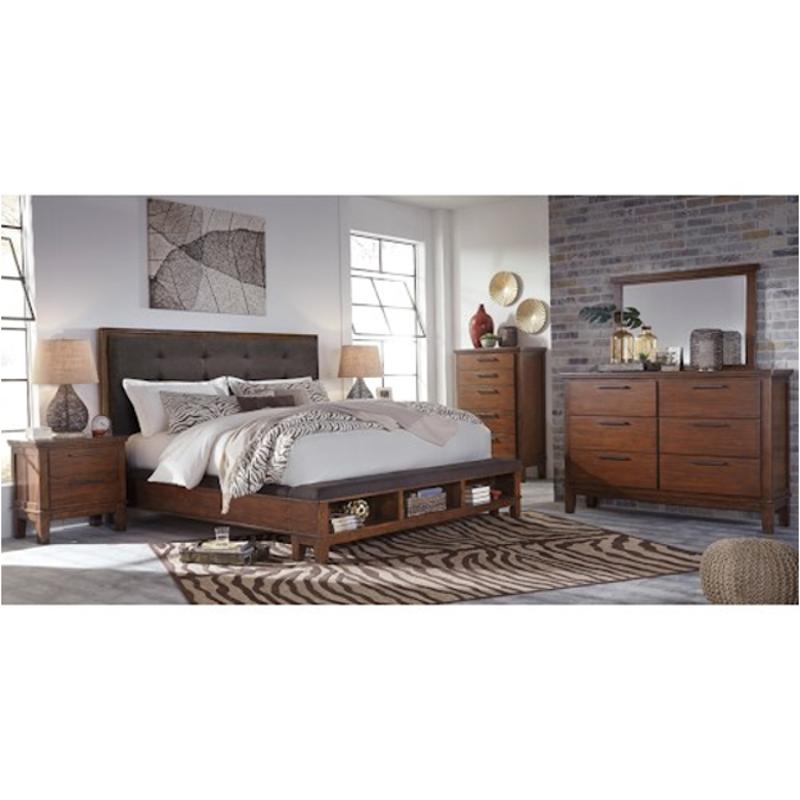 Bed / Nightstand / Mirror / Dresser