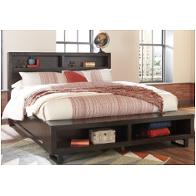 Bed / Nightstand / Mirror / Dresser