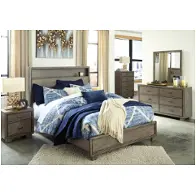 Bed / Dresser / Mirror / Nightstand
