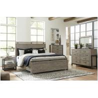 Bed / Dresser / Mirror / Nightstand