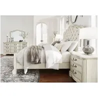 Bed / Dresser / Mirror / Nightstand