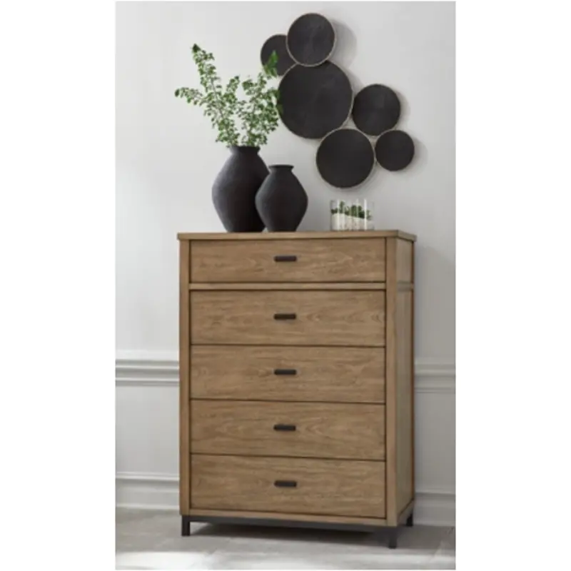 B622-46 Ashley Furniture Tomtyn Bedroom Furniture Chest