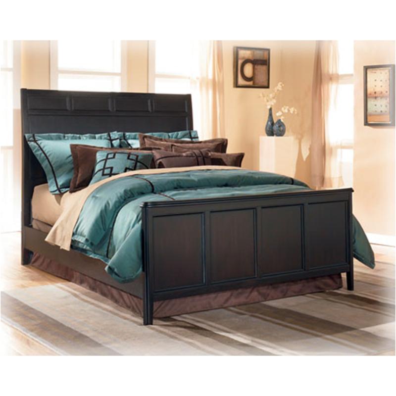 B37158 Ashley Furniture Carlyle Bedroom Furniture King Panel Bed