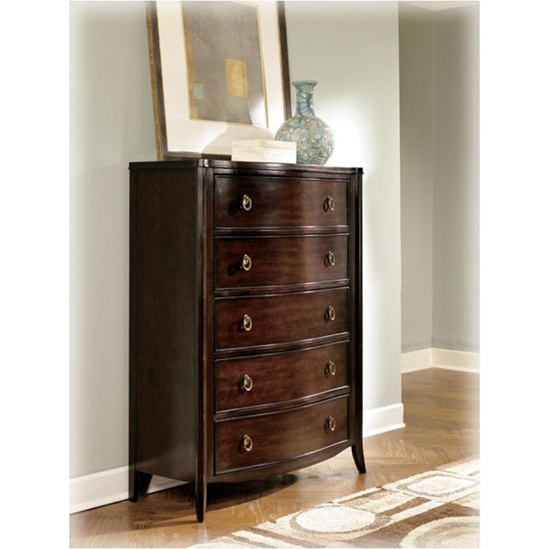 B747-46 Ashley Furniture Ashlyn Bedroom Furniture Chest