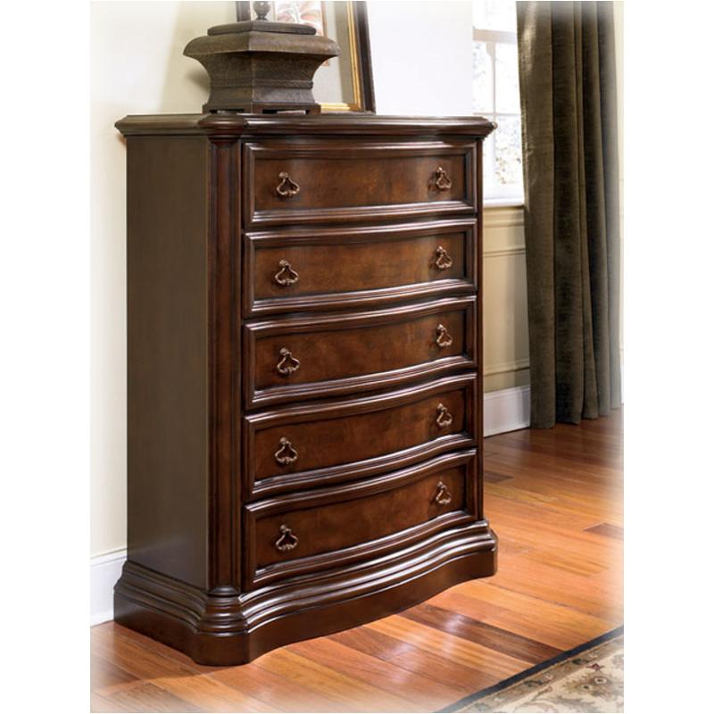 B684-46 Ashley Furniture Chamblee Bedroom Furniture Chest