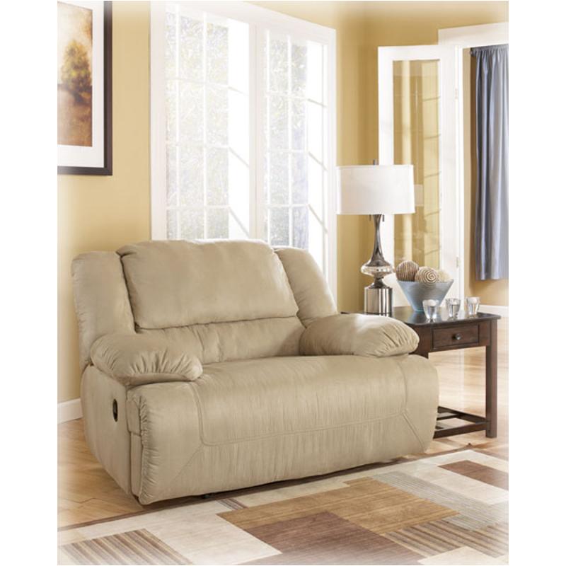 Ashley furniture 2025 hogan oversized recliner