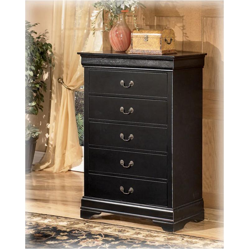 B432-46 Ashley Furniture Naydeen Bedroom Furniture Chest