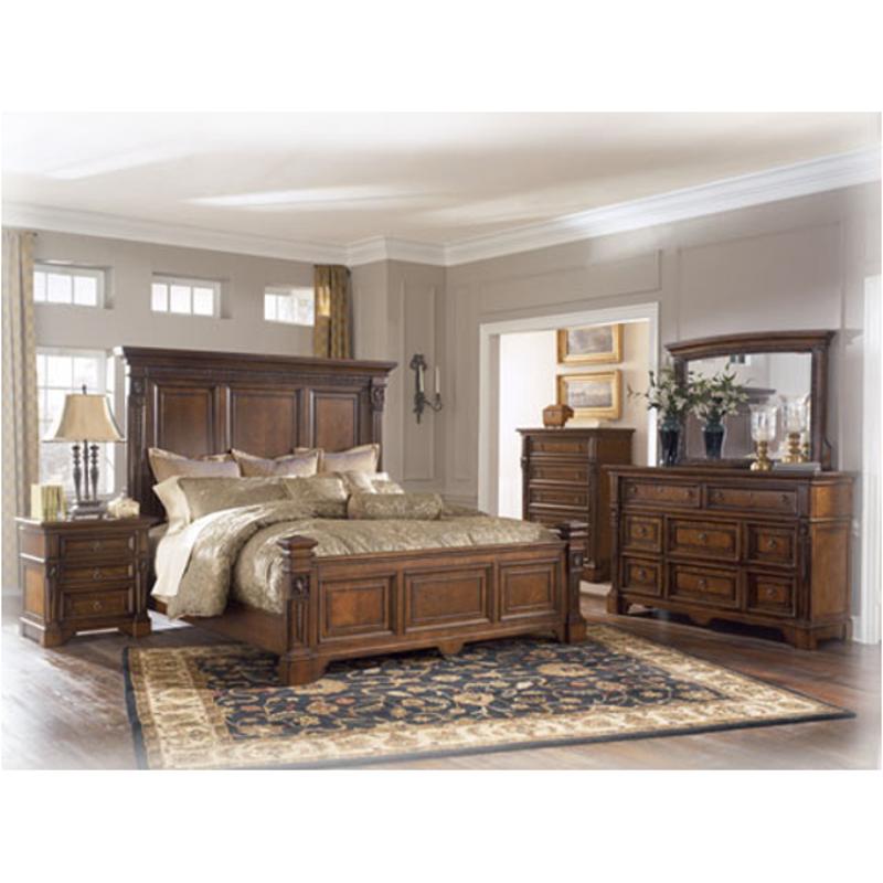 B626-93 Ashley Furniture Foxdown Bedroom Furniture Nightstand