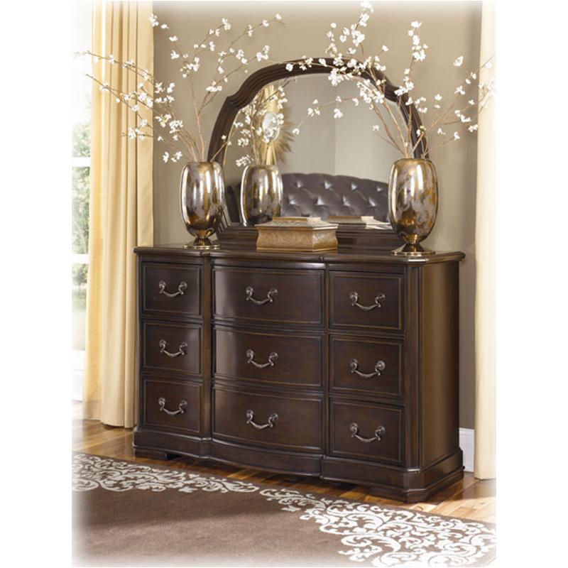 B613-31 Ashley Furniture Barclay Place Bedroom Furniture Dresser