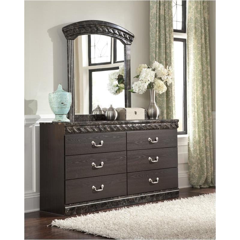 B264-31 Ashley Furniture Vachel Bedroom Furniture Dresser