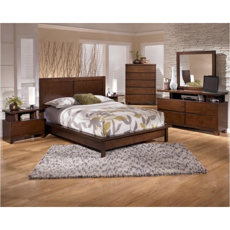 B541-57 Ashley Furniture Hyden Bedroom Furniture Queen Panel Bed