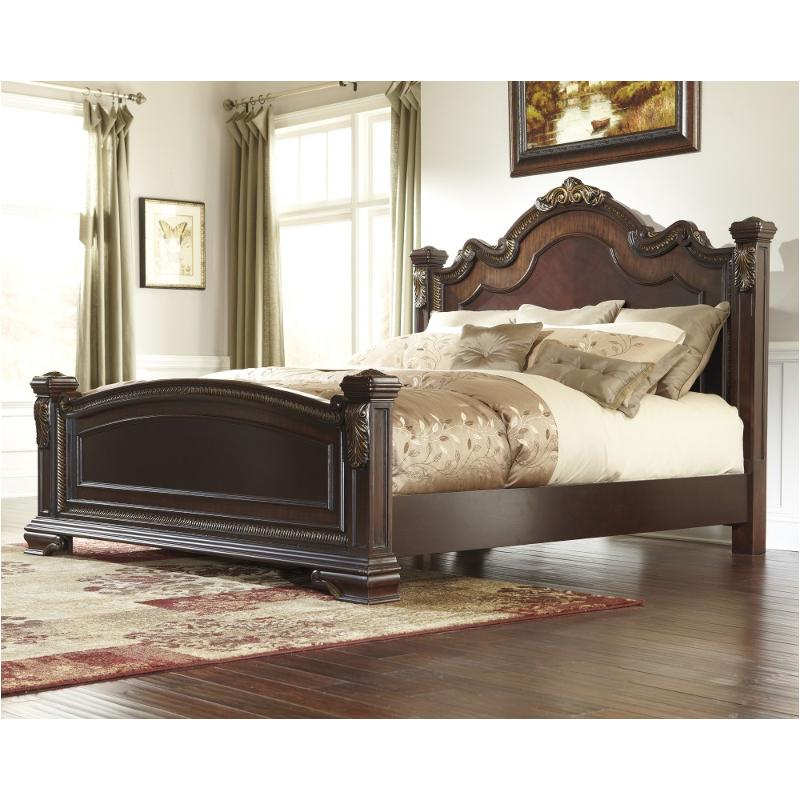 B678-68 Ashley Furniture Wendlowe Eastern King Poster Bed
