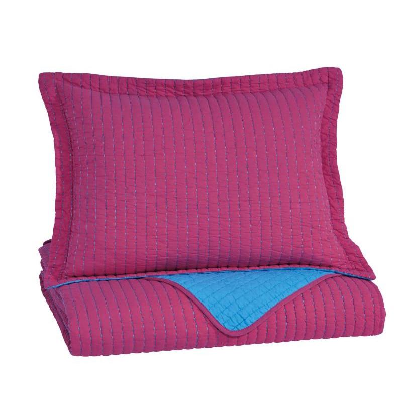 Q225031t Ashley Furniture Dansby - Magenta/aqua Bedding Comforter