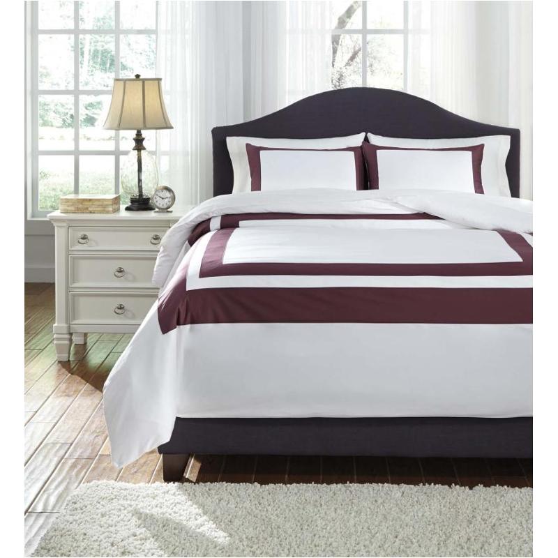 Q248023q Ashley Furniture Daruka - Plum Bedding Comforter