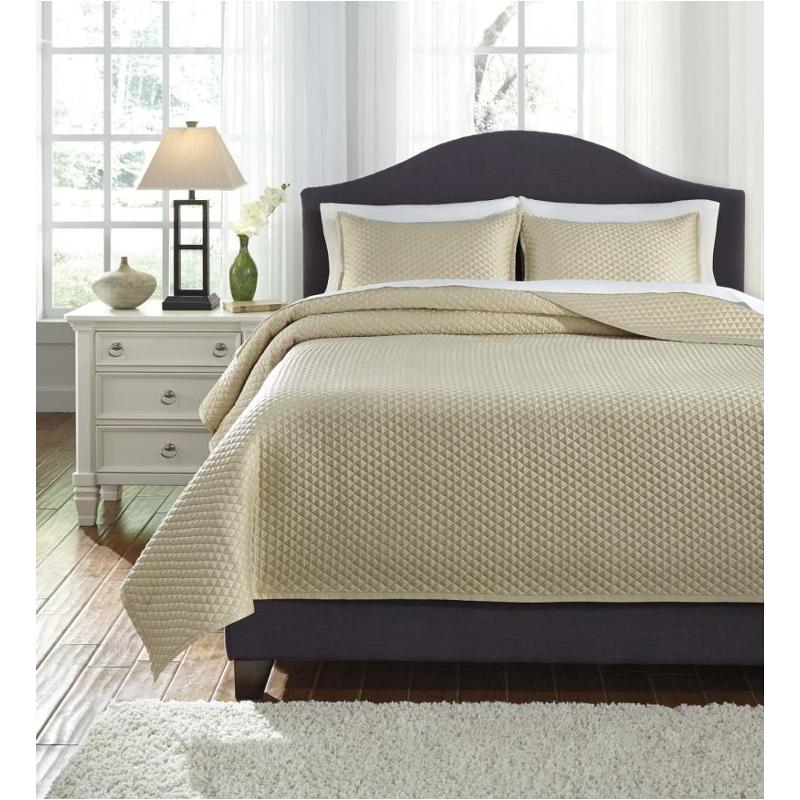 Q256013q Ashley Furniture Dietrick - Sand Bedding Comforter