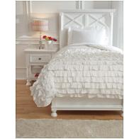 Q746001t Ashley Furniture Aaronas - White Bedding Comforter