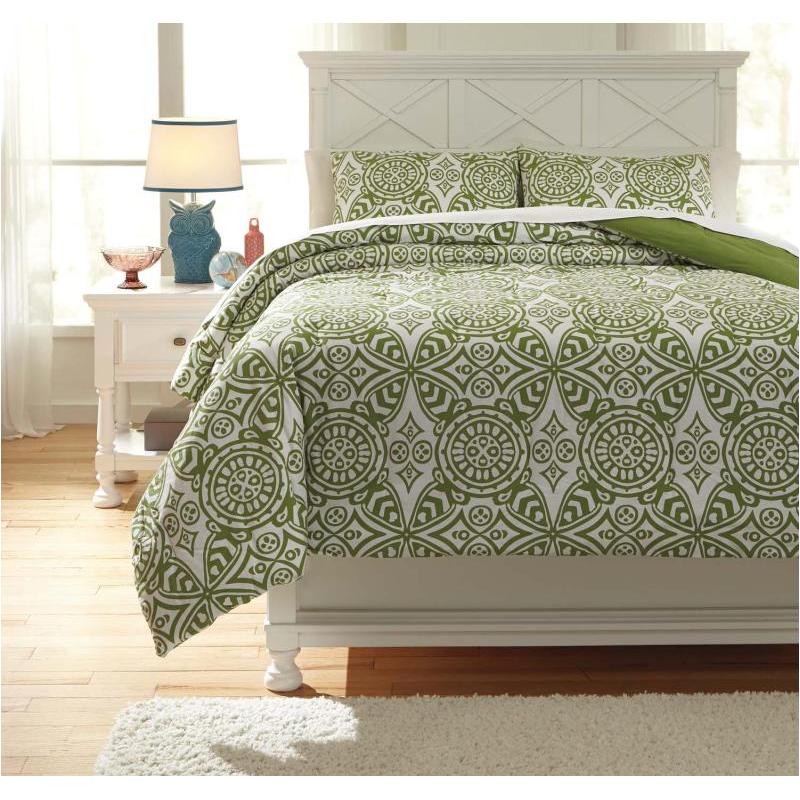 Q766003f Ashley Furniture Ina - Green Bedding Comforter