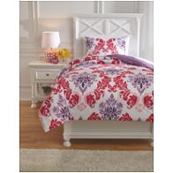 Q777001t Ashley Furniture Ventress - Berry Bedding Comforter