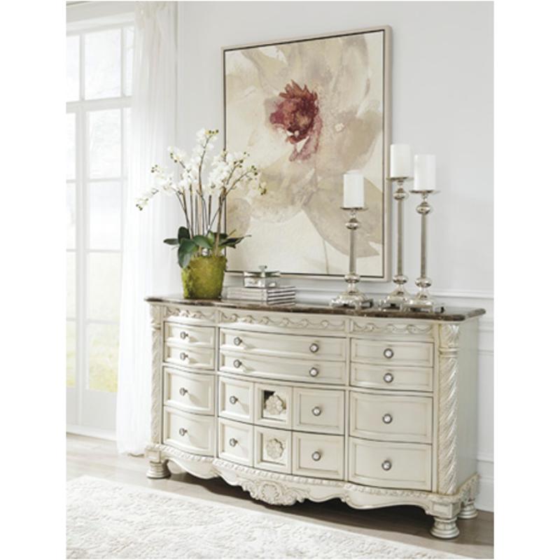 B750 31 Ashley Furniture Cassimore Bedroom Furniture Dresser 