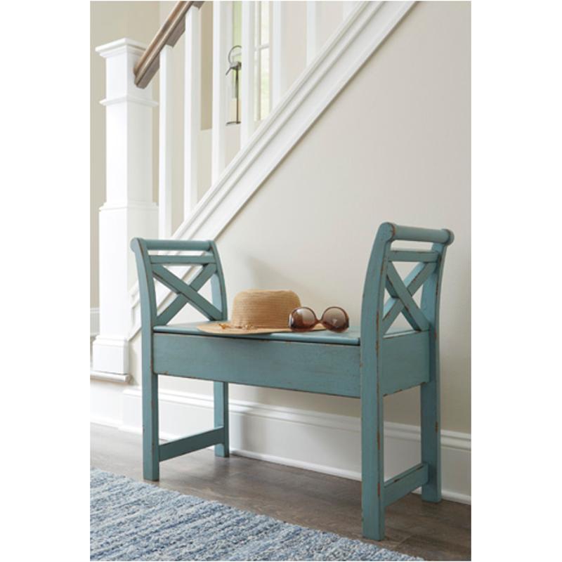 A4000035 Ashley Furniture Heron Ridge Accent Bench