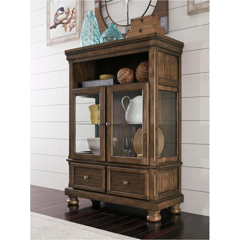 D71986 Ashley Furniture Flynnter Dining Room Furniture Curio