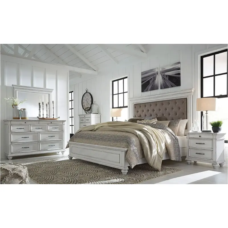 B777-157 Ashley Furniture Kanwyn Queen Upholstered Panel Bed