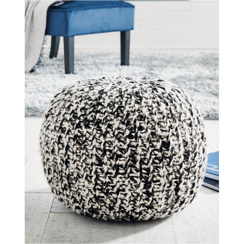A1000828 Ashley Furniture Latricia Accent Furniture Ottoman