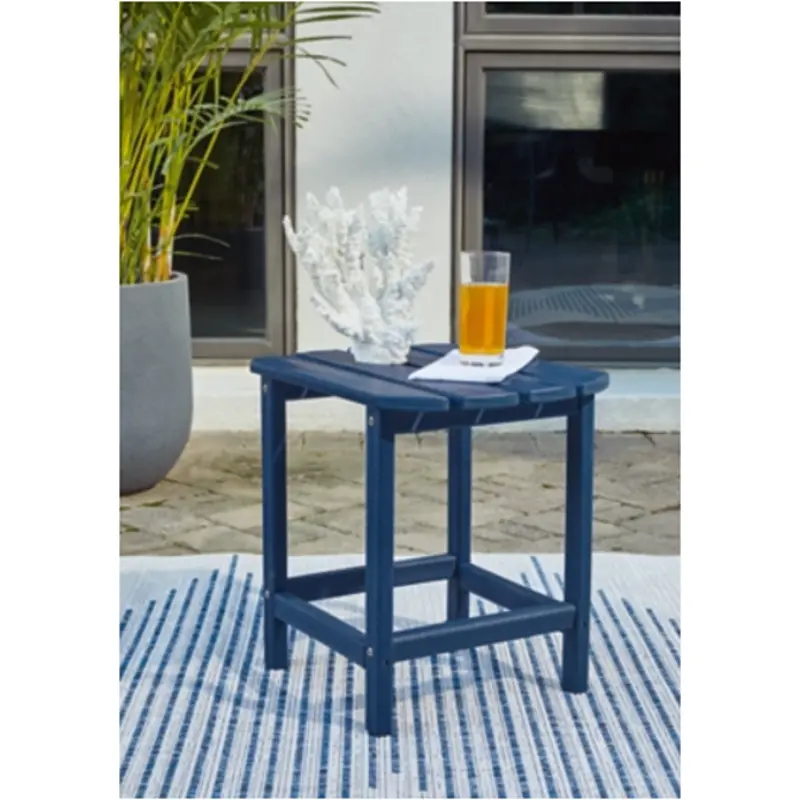 P009-703 Ashley Furniture Sundown Treasure Outdoor Furniture Patio Table