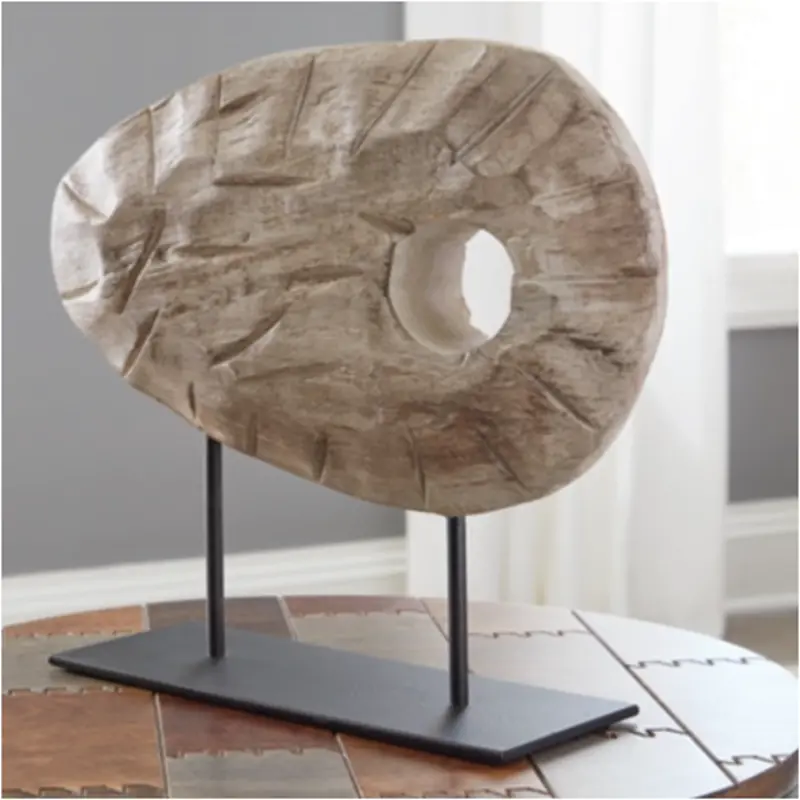 A2000561 Ashley Furniture Dashburn Accent Furniture Statue
