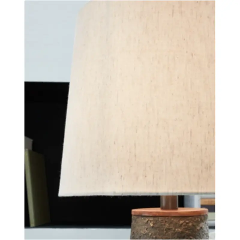 L204474 Ashley Furniture Chaston Chaston Table Lamp