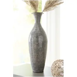 A2000589 Ashley Furniture Brockwich Accent Furniture Vase
