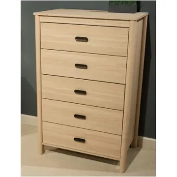 Eb2444-245 Ashley Furniture Cabinella Bedroom Furniture Chest