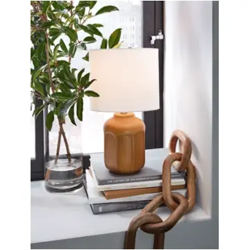L180204 Ashley Furniture Gierburg Accent Furniture Lighting