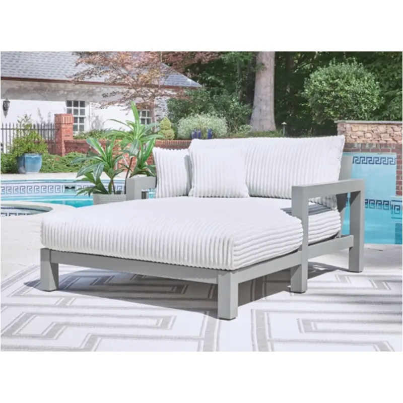 Pcp695-815 Ashley Furniture Hurley Park Outdoor Furniture Chaise