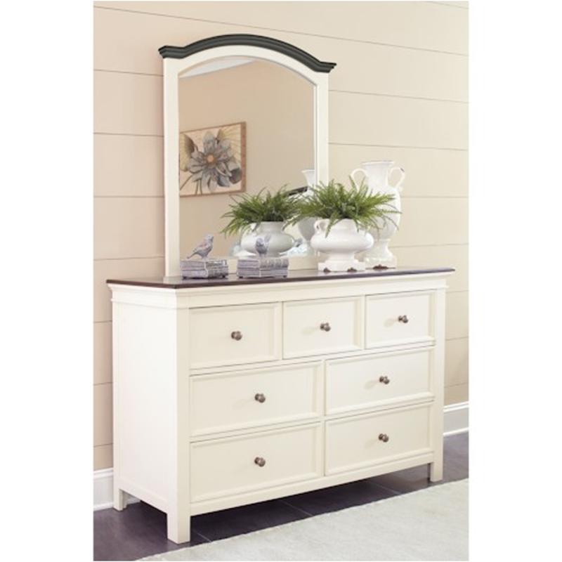 B623-31 Ashley Furniture Woodanville Bedroom Furniture Dresser