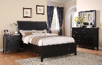 Bed / Dresser / Mirror / Nightstand