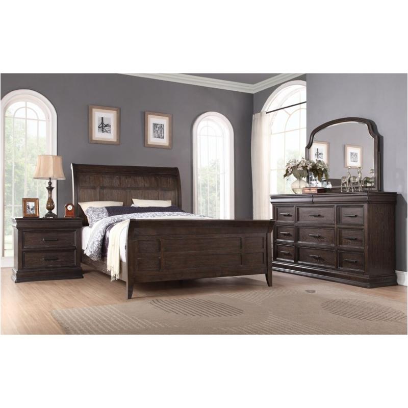 Bed / Dresser / Mirror / Nightstand