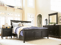 Bed / Dresser / Mirror / Nightstand