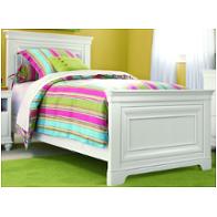 Bed / Nightstand / Mirror / Dresser