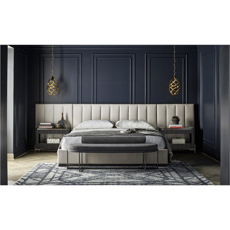 Bed / Dresser / Mirror / Nightstand