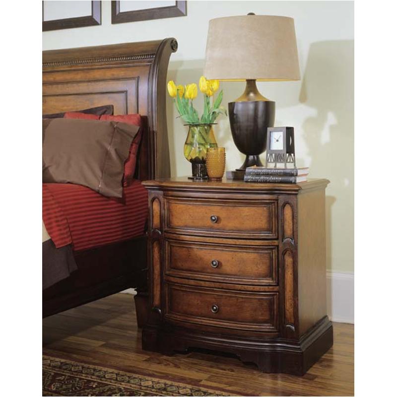 978350 Universal Furniture Brentwood Bedroom Nightstand