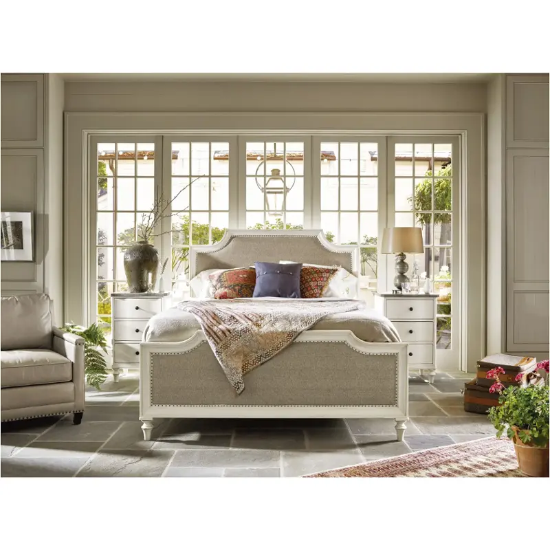 712250 Universal Furniture Latham Bedroom Furniture Bed